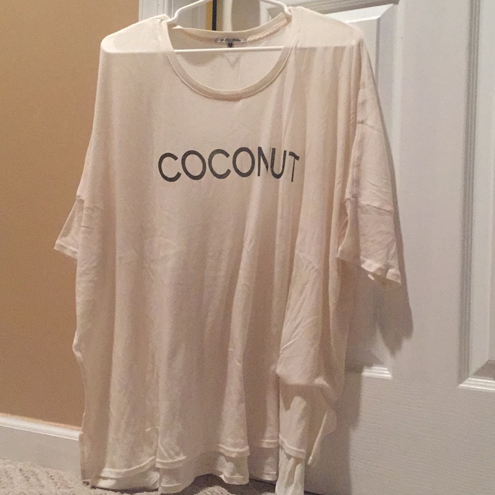 Oversized tee